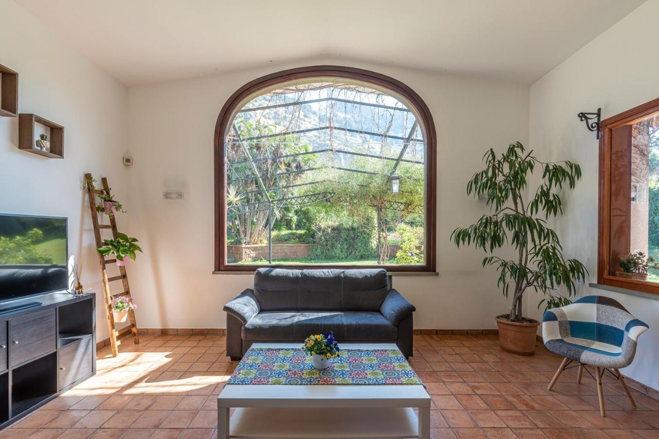 Bouganville Home Mondello Kültér fotó