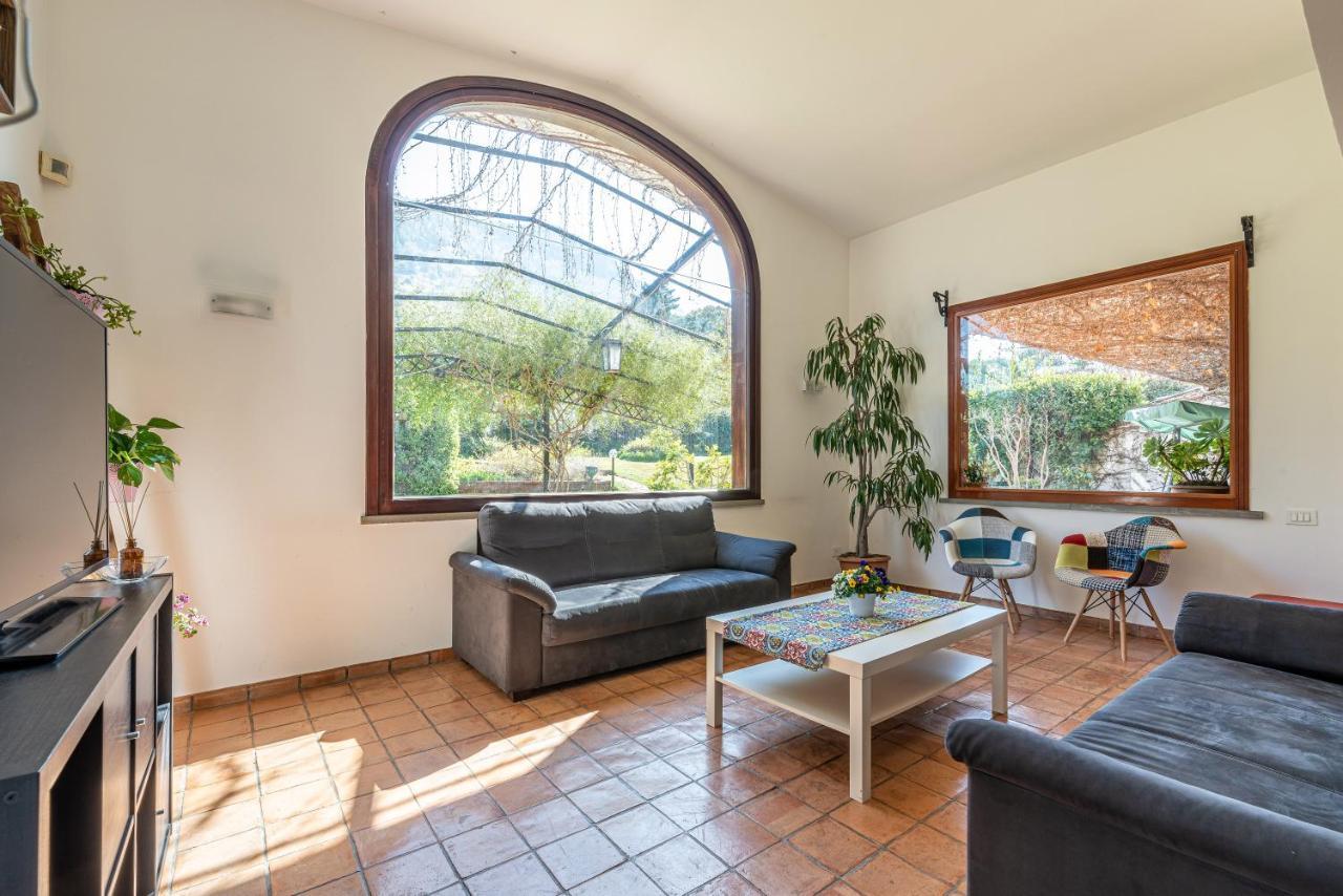 Bouganville Home Mondello Kültér fotó