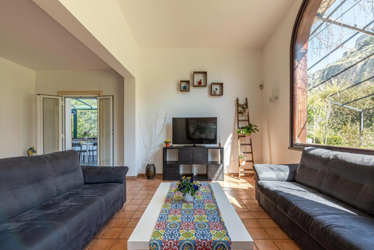 Bouganville Home Mondello Kültér fotó